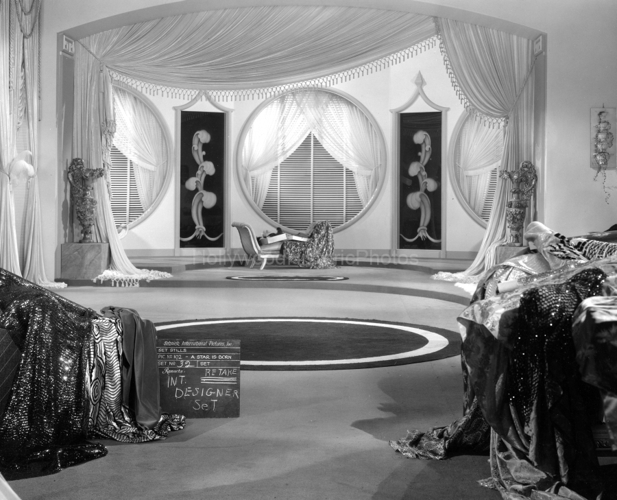 A Star is Born 1937 WM.jpg